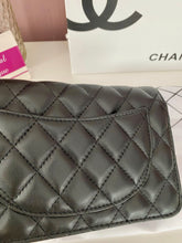 Load image into Gallery viewer, Lambskin Woc