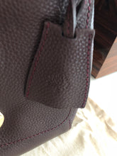 Load image into Gallery viewer, Lily