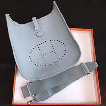 Load image into Gallery viewer, Evelyne