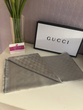 Load image into Gallery viewer, GG Shawl