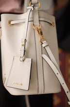 Load image into Gallery viewer, Leather Bucket Bag
