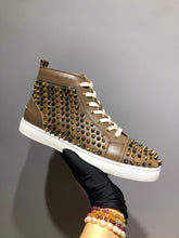 Load image into Gallery viewer, Louis Spikes Womens