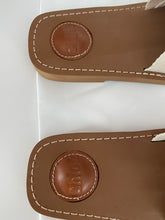 Load image into Gallery viewer, Woody Sandals
