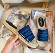 Load image into Gallery viewer, Cotton Espadrille Slides
