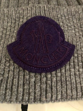 Load image into Gallery viewer, Fur Pom Hat