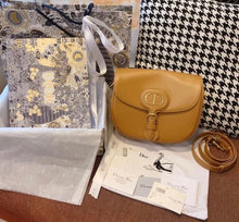 Load image into Gallery viewer, Bobby