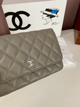 Load image into Gallery viewer, Lambskin Woc