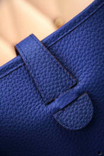 Load image into Gallery viewer, Evelyne