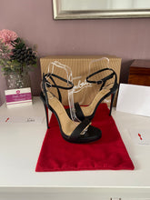 Load image into Gallery viewer, Loubi Queen