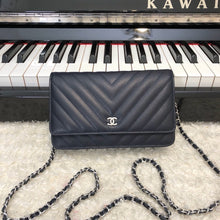 Load image into Gallery viewer, Chevron Caviar Woc