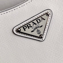Load image into Gallery viewer, Re Edition Leather Bag