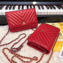 Load image into Gallery viewer, Chevron Lambskin Woc