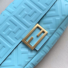 Load image into Gallery viewer, Baguette