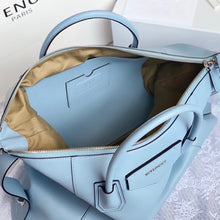 Load image into Gallery viewer, Antigona Soft Leather