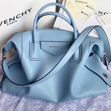 Load image into Gallery viewer, Antigona Soft Leather