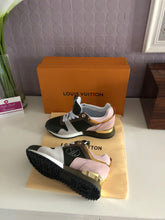 Load image into Gallery viewer, Runaway Sneaker