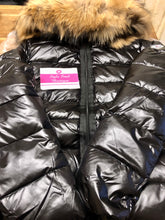 Load image into Gallery viewer, Fur Zip Coat