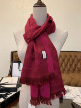 Load image into Gallery viewer, GG Shawl