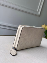 Load image into Gallery viewer, Iris Wallet