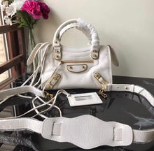 Load image into Gallery viewer, City Bag Grained