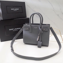 Load image into Gallery viewer, Sac De Jour Grained Leather