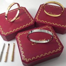 Load image into Gallery viewer, Love Bracelet