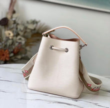 Load image into Gallery viewer, Neonoe BB