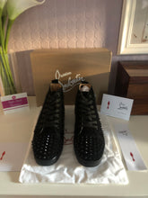 Load image into Gallery viewer, Louis Spikes Womens