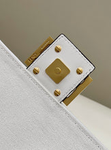 Load image into Gallery viewer, Baguette