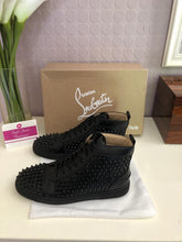 Load image into Gallery viewer, Louis Spikes Womens