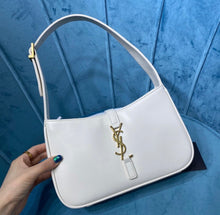 Load image into Gallery viewer, Hobo