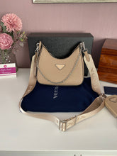 Load image into Gallery viewer, Re Edition Leather Bag