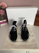 Load image into Gallery viewer, Speed Laced Sneaker