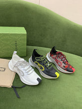 Load image into Gallery viewer, Run Sneaker