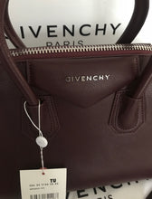 Load image into Gallery viewer, Antigona Grained Leather