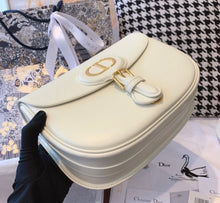 Load image into Gallery viewer, Bobby