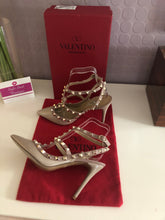 Load image into Gallery viewer, Rockstud 10cm Heels