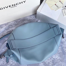 Load image into Gallery viewer, Antigona Soft Leather