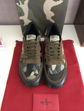 Load image into Gallery viewer, Camo Rockrunners Ladies