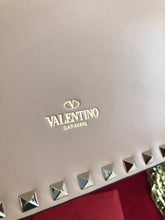 Load image into Gallery viewer, Rockstud Clutch