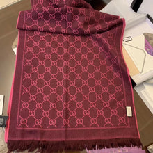 Load image into Gallery viewer, GG Shawl