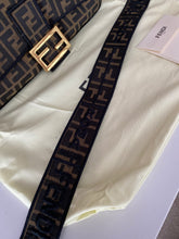 Load image into Gallery viewer, Baguette