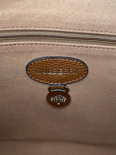 Load image into Gallery viewer, Lily