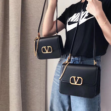 Load image into Gallery viewer, V Sling Shoulder Bag