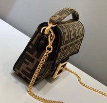 Load image into Gallery viewer, Baguette