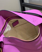 Load image into Gallery viewer, Puzzle Hobo