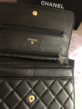 Load image into Gallery viewer, Lambskin Woc