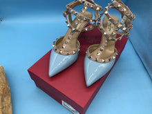 Load image into Gallery viewer, Rockstud 6.5cm Heels