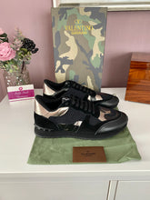 Load image into Gallery viewer, Camo Rockrunners Ladies