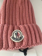 Load image into Gallery viewer, Fur Pom Hat